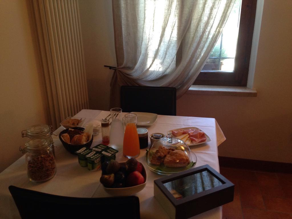 Agriturismo Viridarium Castellucchio Екстер'єр фото